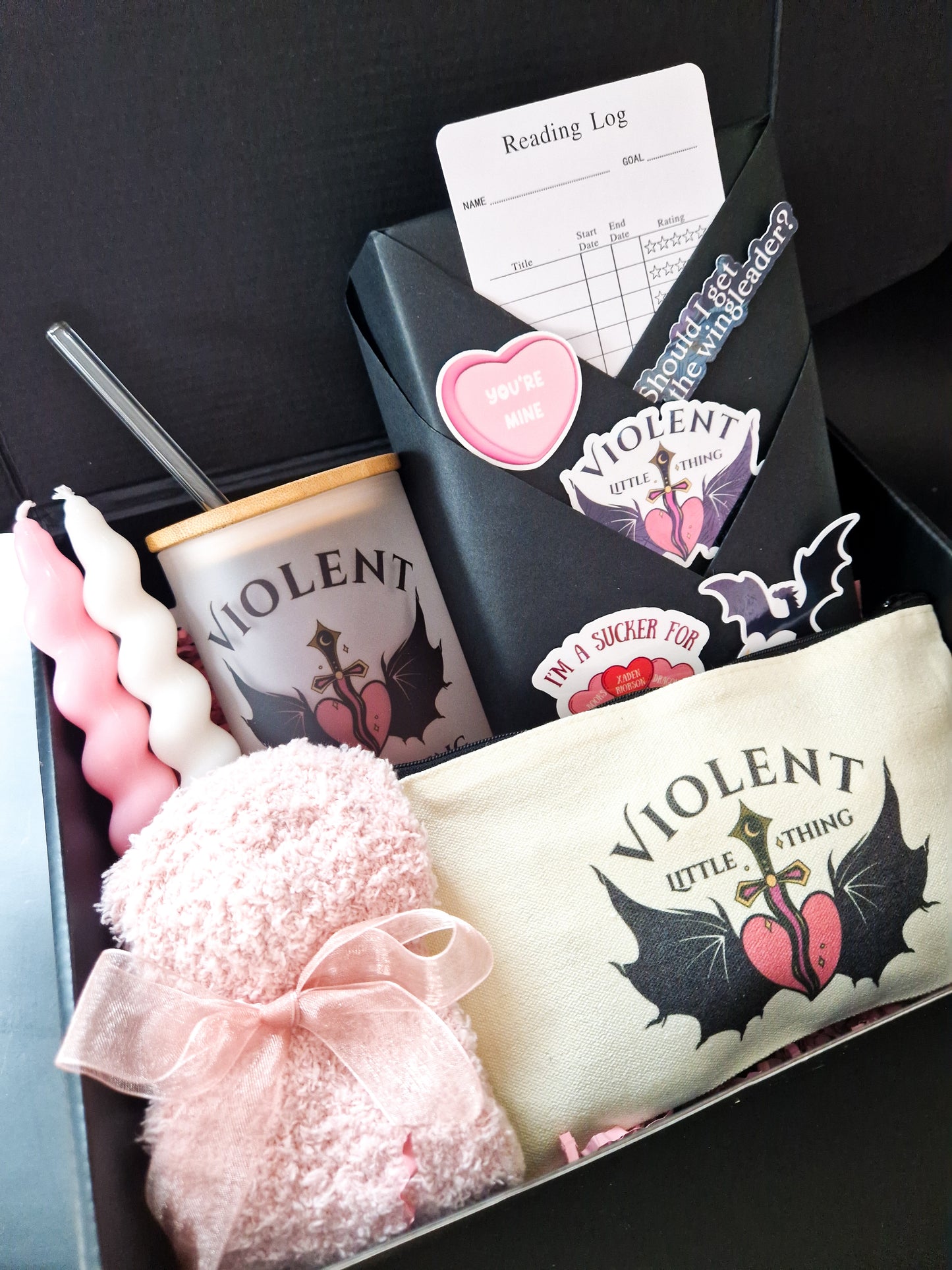 Glass cup 'Violent Thing'