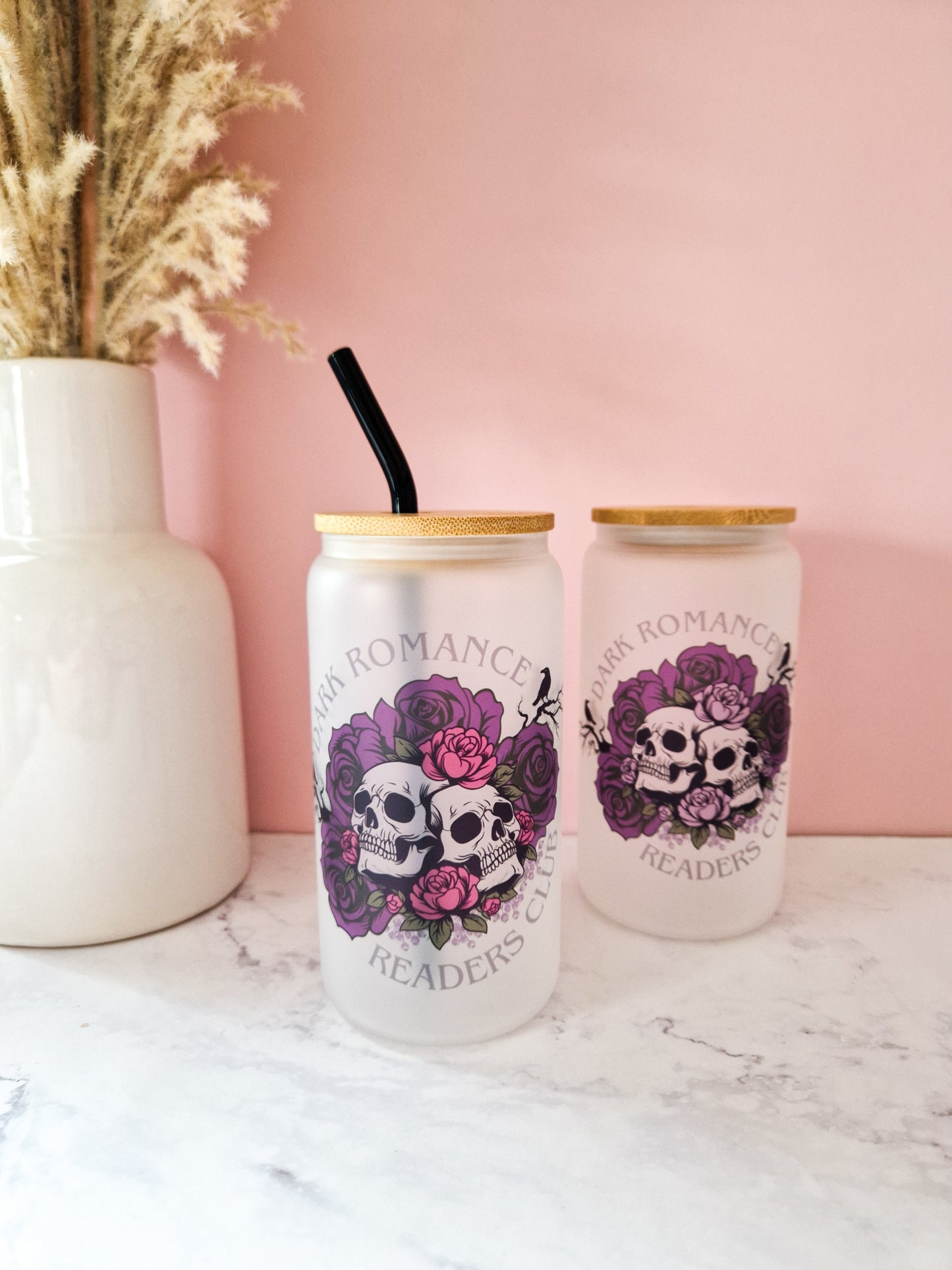 Glass cup 'Dark Romance'