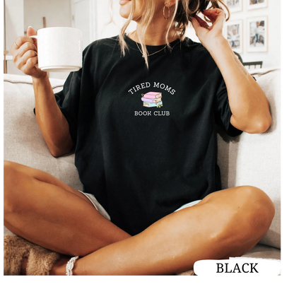 T-shirt Tired Moms Book Club - minimalistic